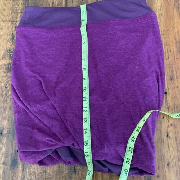 Athleta Twist It Mini Skirt Magenta Sz S - Picture 7 of 7